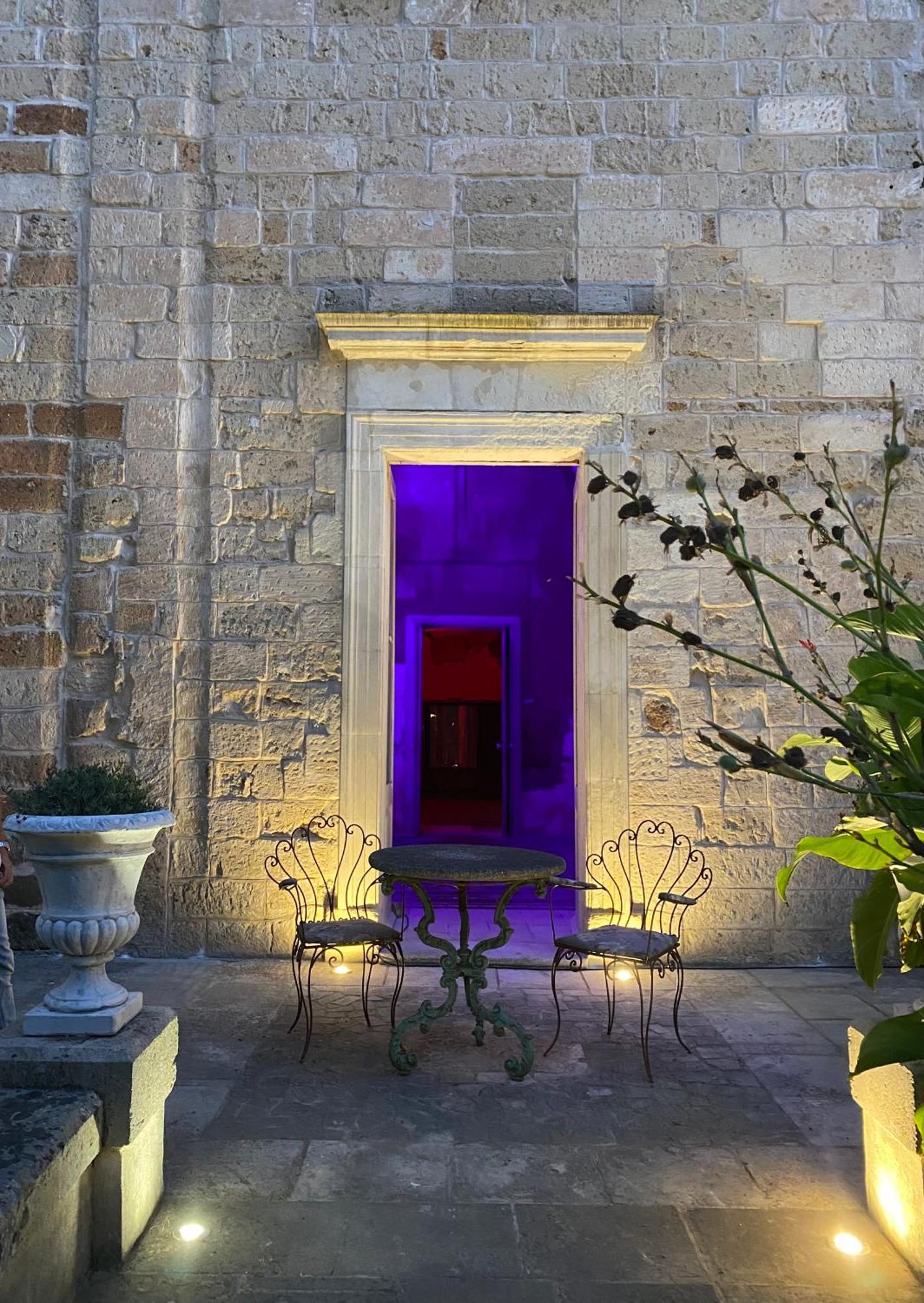 レッチェ Palazzo De Carlo E Il Parco Dei 7 Pozzi Bed & Breakfast エクステリア 写真